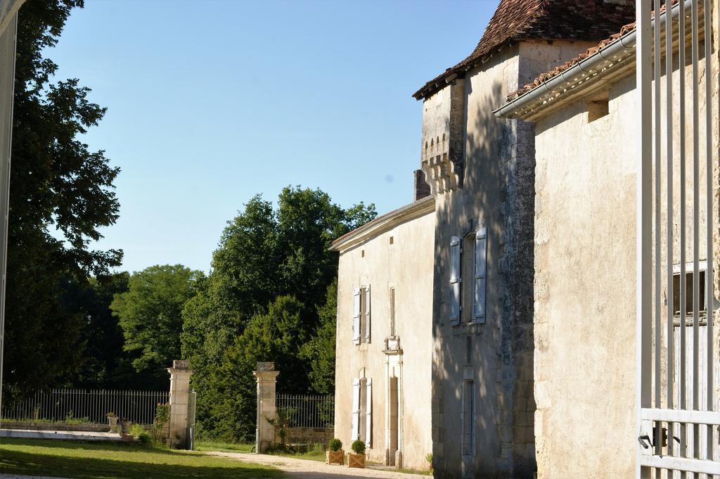 Chateau De La Combe Puyrenier Экстерьер фото